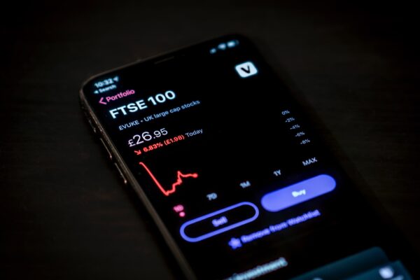 Market crash in stock trading app