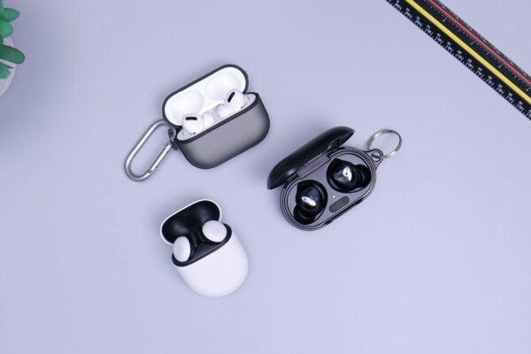 wireless earbuds